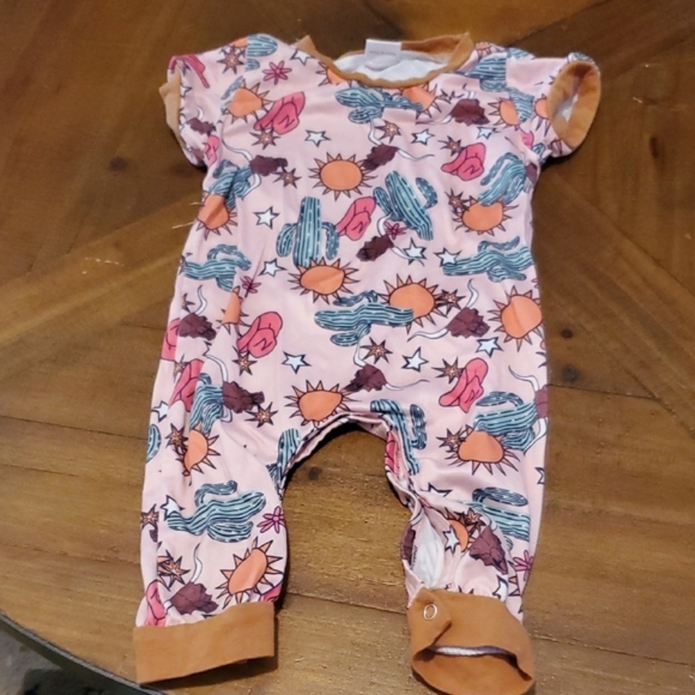 SHEIN Pink and Orange Cactus Print Kids Footie